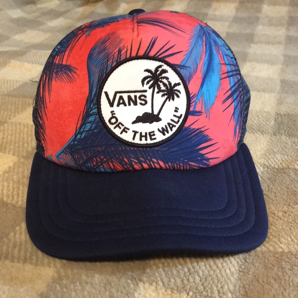 Vans "off the wall" trucker hat